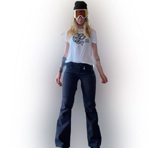 Women’s Volcom Snowboard Pants Size XS, black, slim-fit, stretch!
